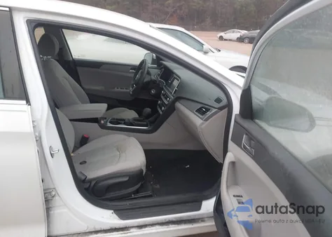 2019 Hyundai Sonata из США, поврежденный, VIN 5NPEZ4AF3KH797117